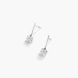 18k Lab Grown Diamond Eight Claw Earrings