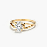 1.0 CT Oval With Twisted Band Engagement Ring